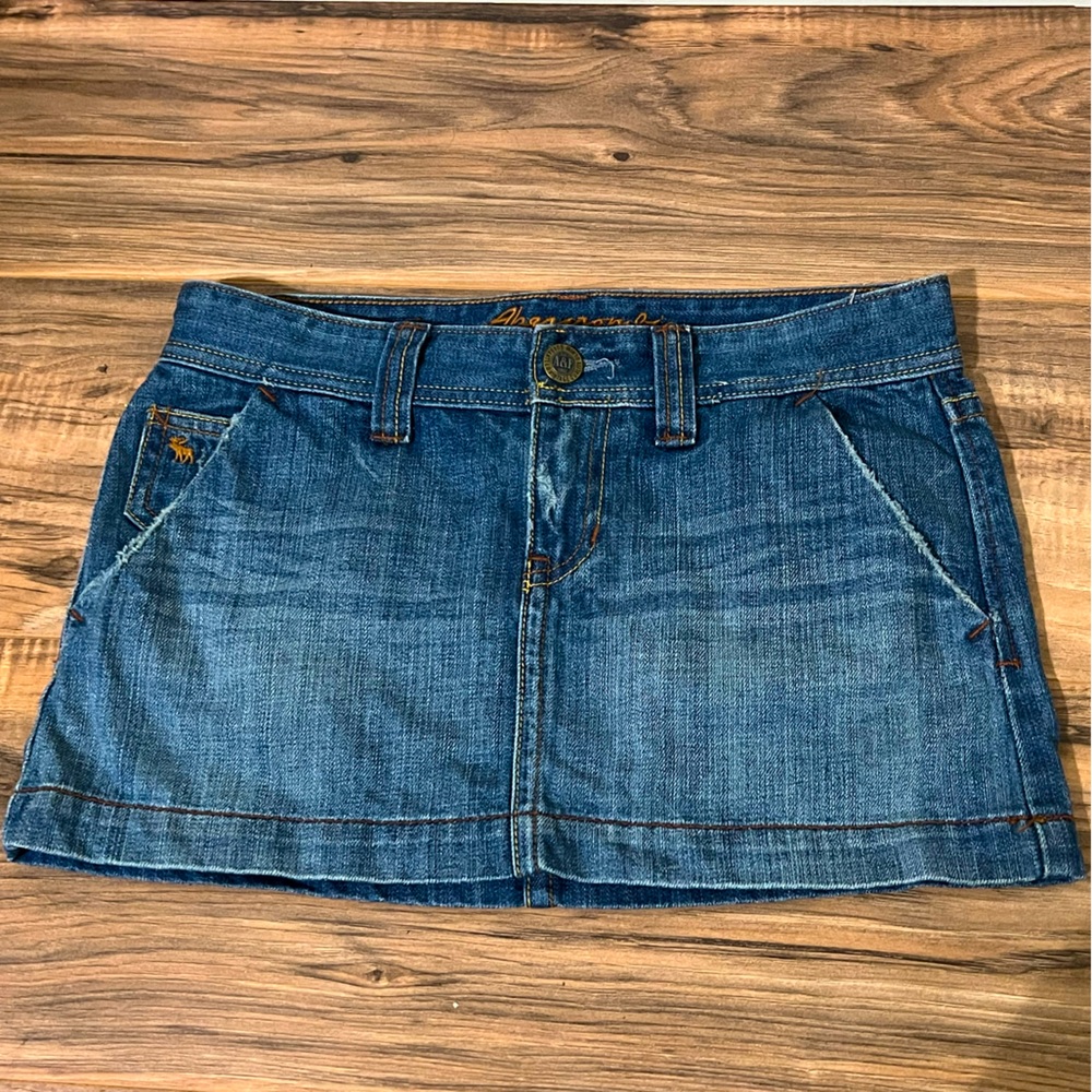 Vintage Abercrombie & Fitch Denim Mini Skirt ⭐️❤️
